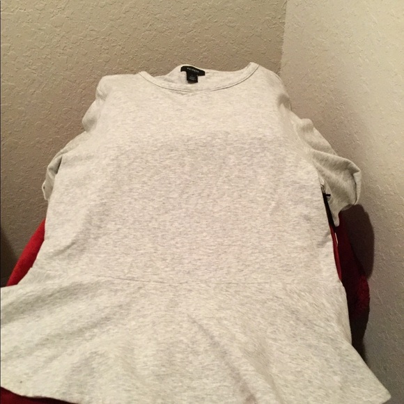 🐰Halogen Gray Peplum Top NEW🐰 - Picture 5 of 6